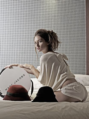 Meltem Ulker / WARDROBE | PROP STYLIST